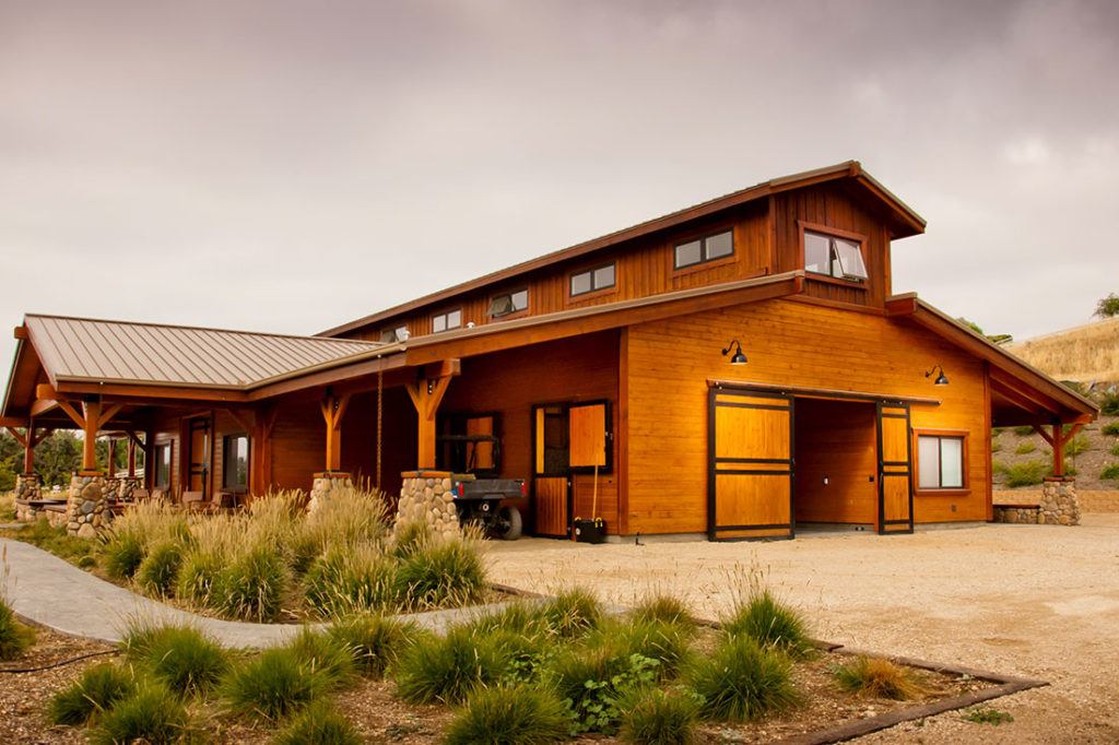 Texas Barn Builders - DC Builders